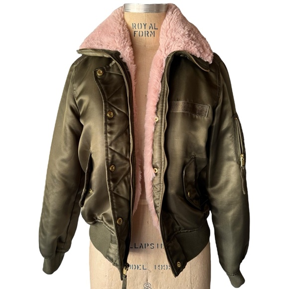 GAP Green and Pink Fur Bomber Jacket - Picture 3 of 7